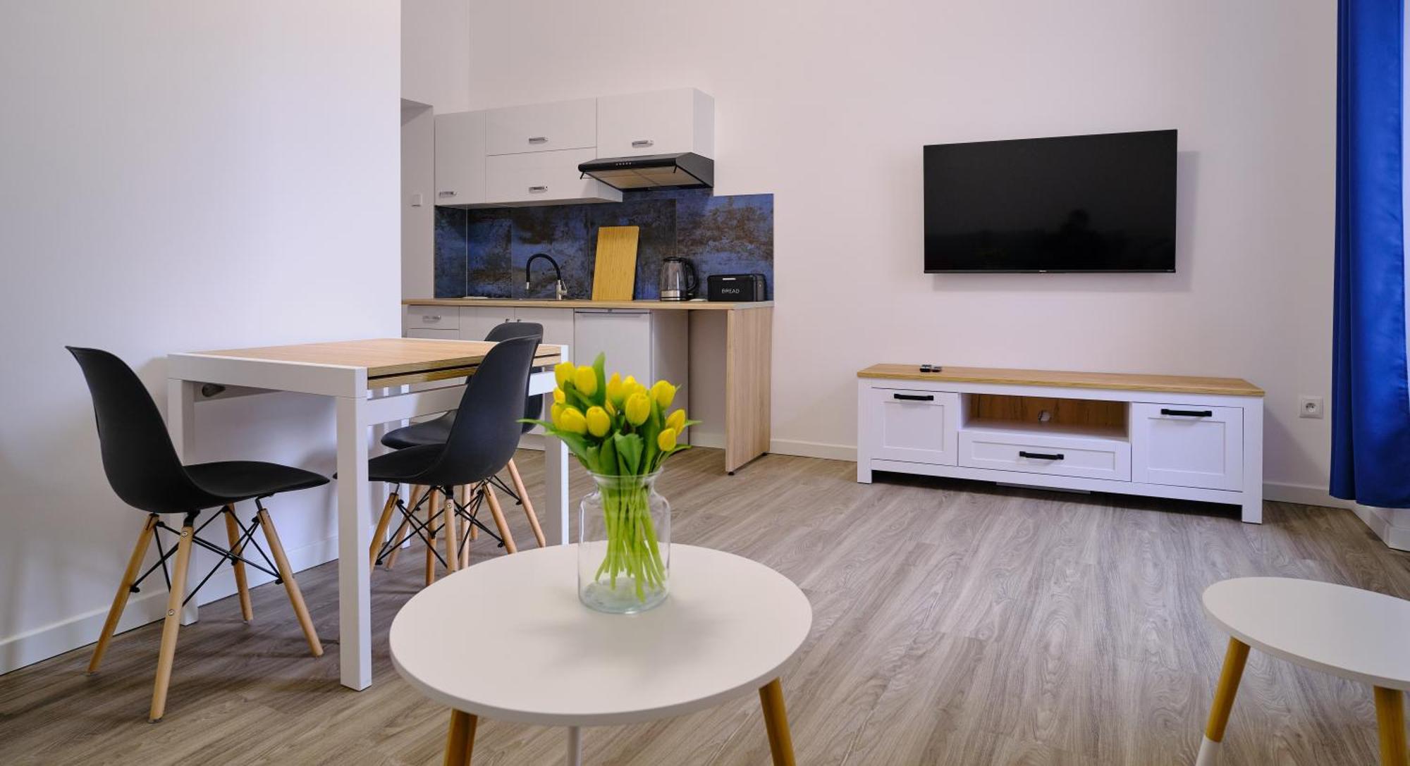 Urania Apartamenty Kowary Δωμάτιο φωτογραφία