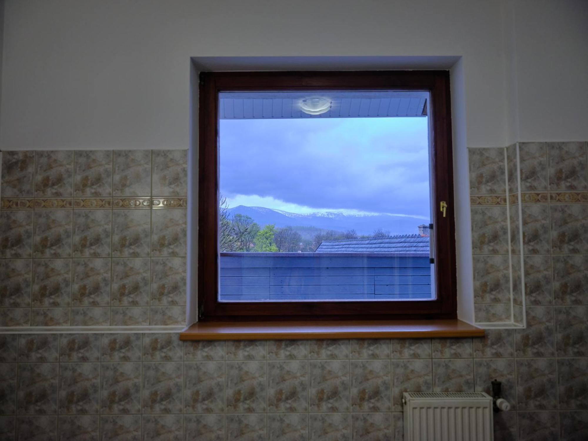 Urania Apartamenty Kowary Δωμάτιο φωτογραφία