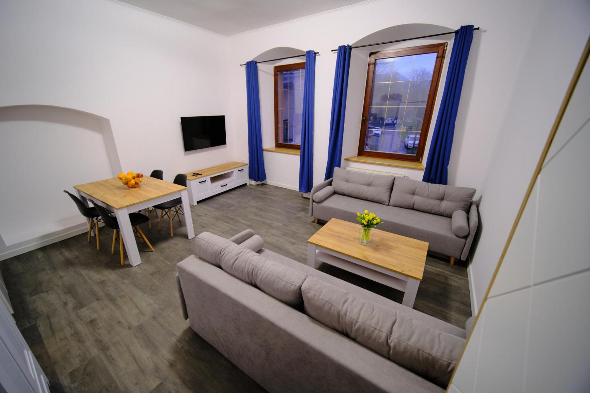 Urania Apartamenty Kowary Δωμάτιο φωτογραφία