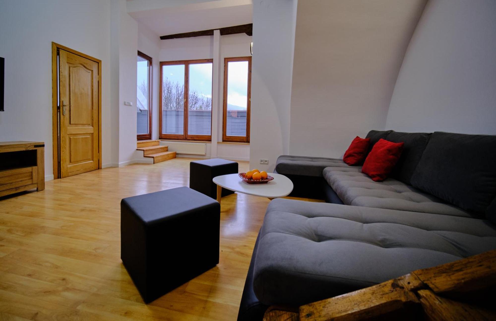 Urania Apartamenty Kowary Δωμάτιο φωτογραφία